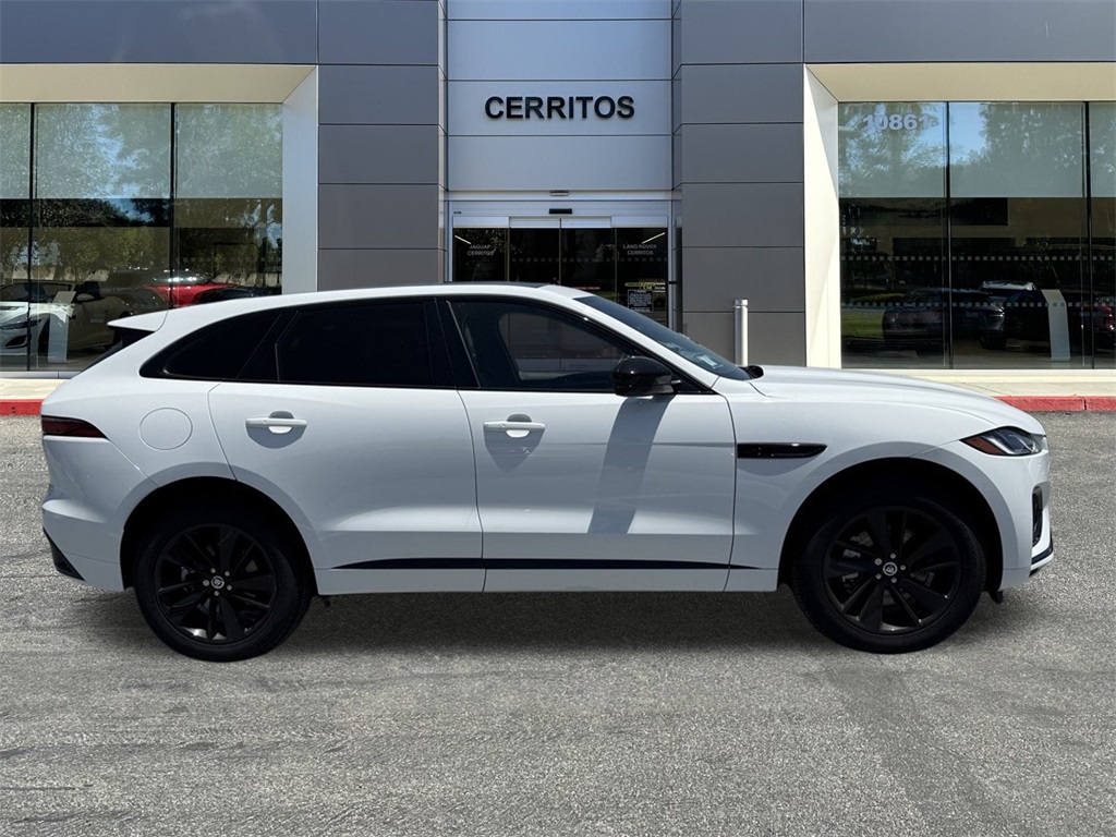 2025 Jaguar F-PACE P250 R-Dynamic S photo 4