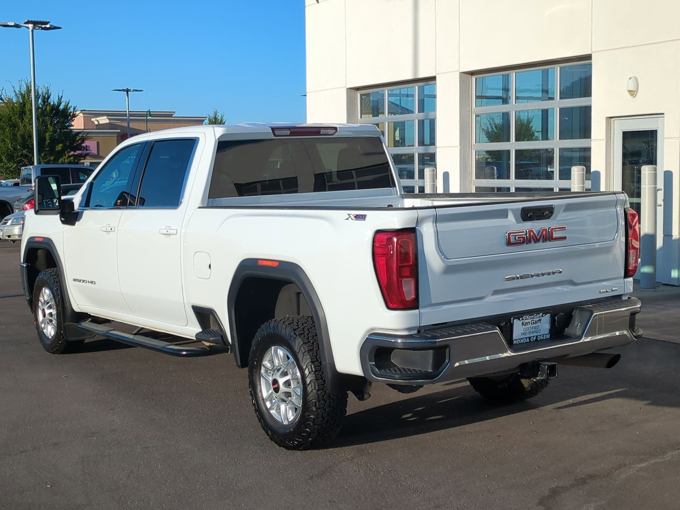 2023 Gmc Sierra HD SLE photo 4