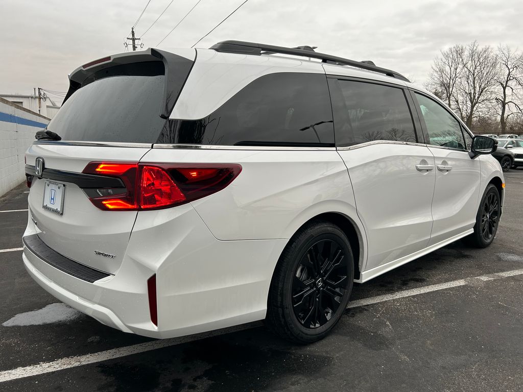 2026 Honda Odyssey photo 5