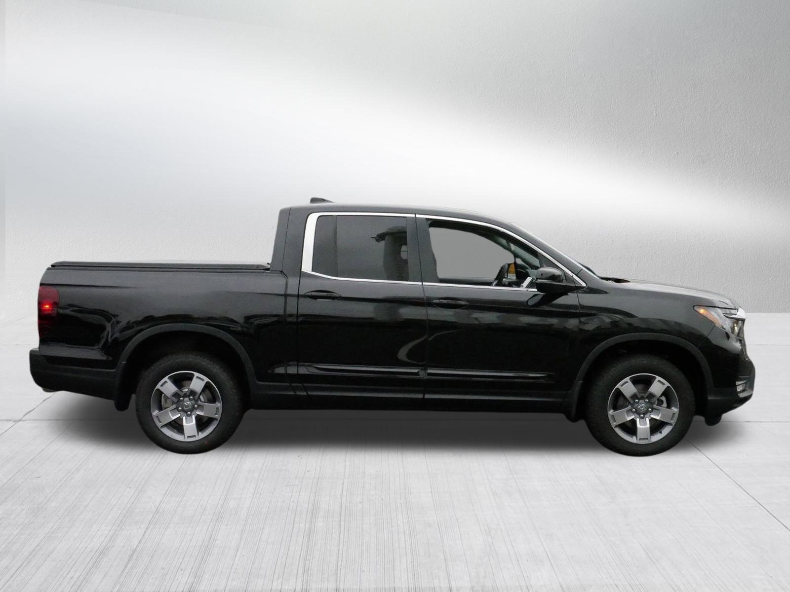 2025 Honda Ridgeline RTL photo 8