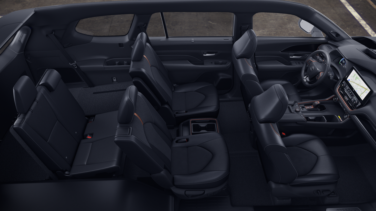 2026 Toyota Grand Highlander Hybrid MAX Platinum AWD photo 11