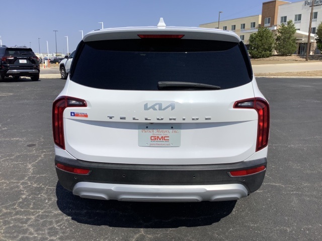 2022 Kia Telluride LX photo 6