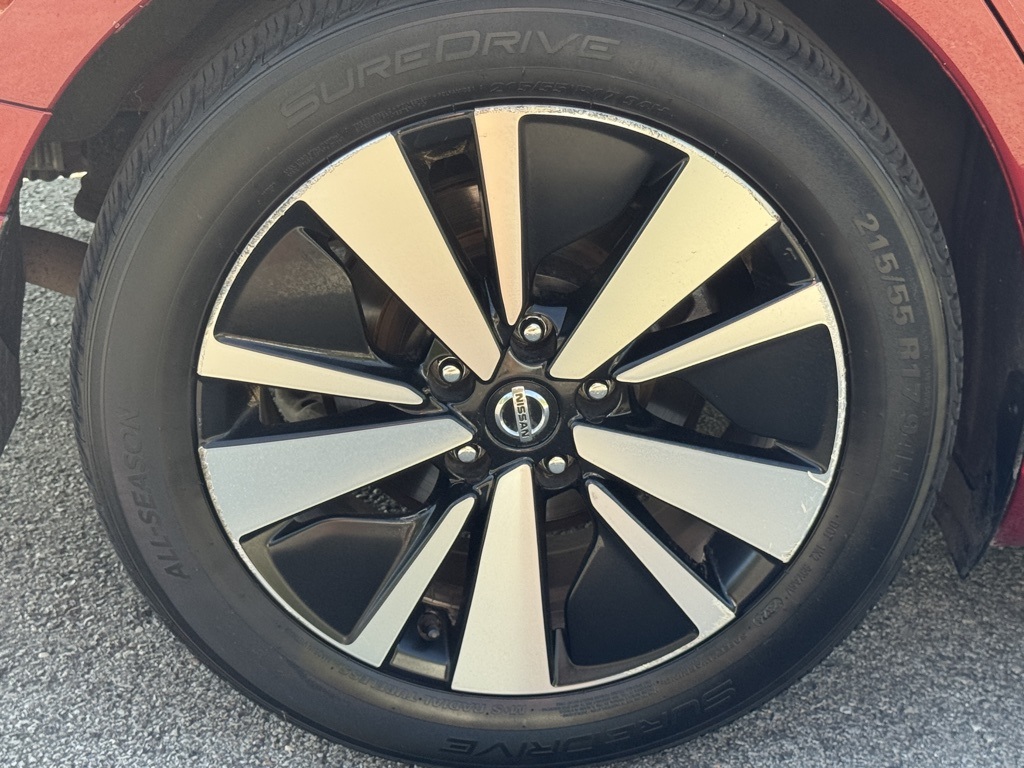 2022 Nissan Altima 2.5 SV photo 9