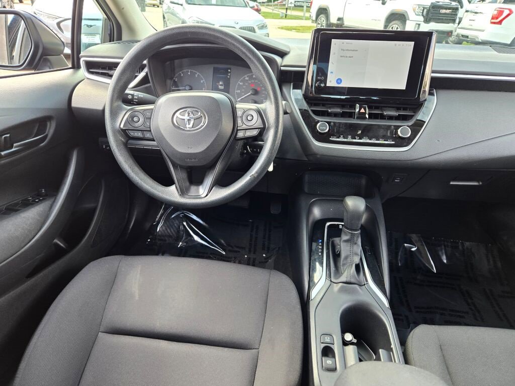 2023 Toyota Corolla LE photo 14
