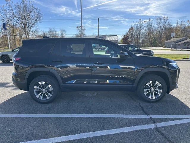 2026 Chevrolet Equinox LT photo 4