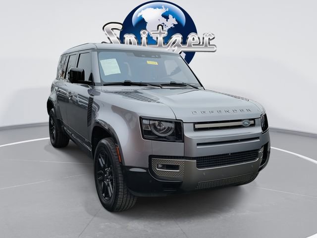 2021 Land Rover Defender X-Dynamic SE's photo