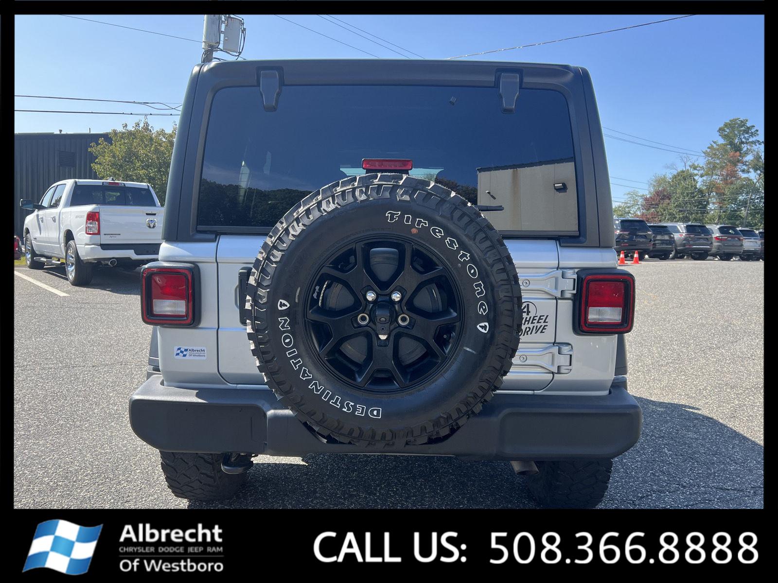 2022 Jeep Wrangler Unlimited Willys photo 4
