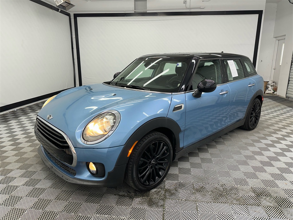 2017 MINI Clubman