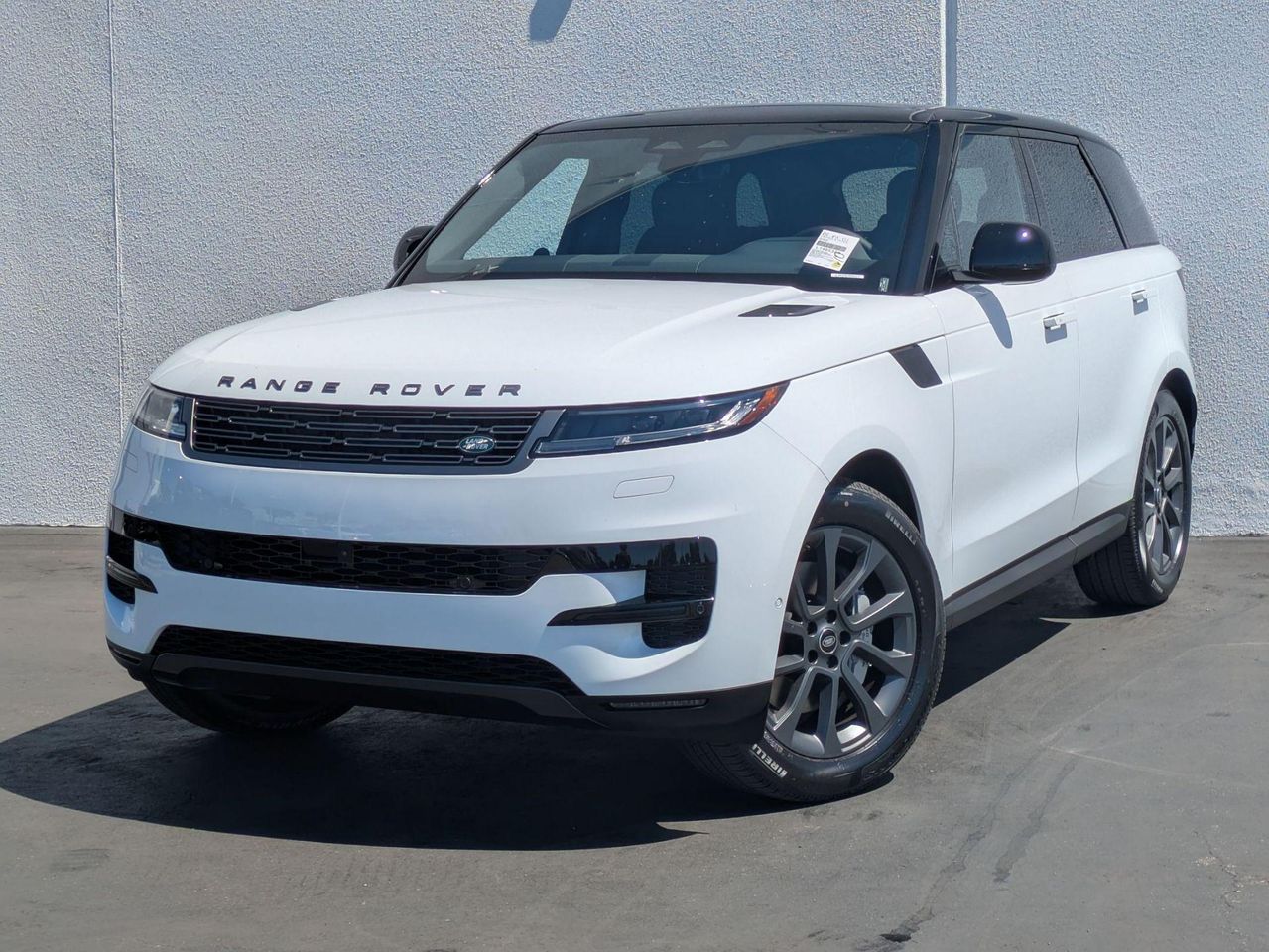 2025 Land Rover Range Rover Sport SE's photo