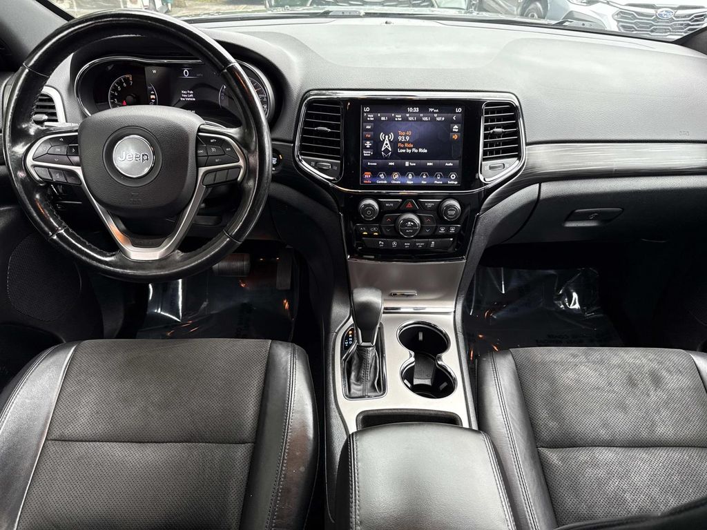 2019 Jeep Grand Cherokee Altitude photo 14