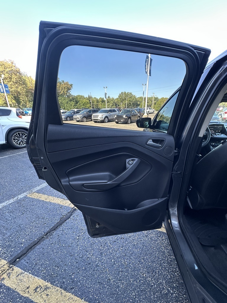 2014 Ford Escape Titanium photo 12