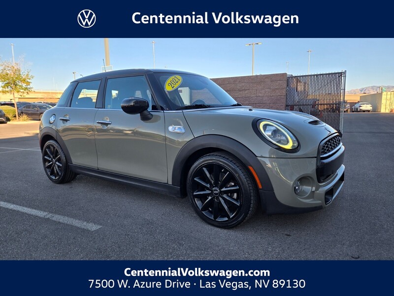 2021 MINI Hardtop S's photo