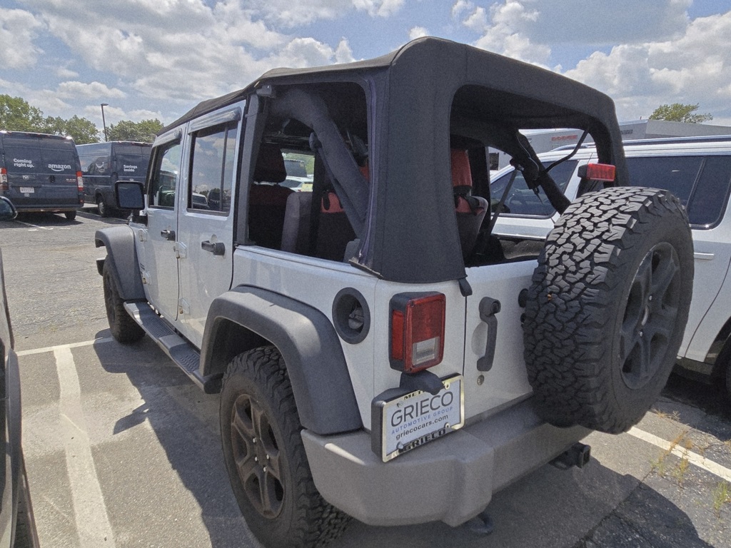 2017 Jeep Wrangler Unlimited Sport photo 8