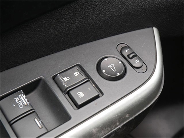 2015 Honda CR-V EX-L photo 16