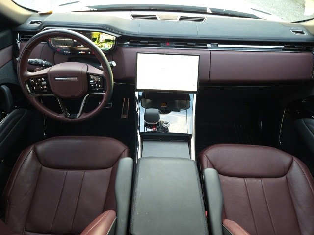 2024 Land Rover Range Rover Sport SE photo 8