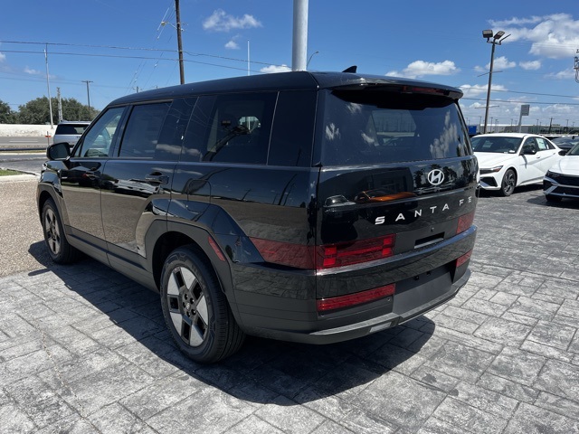 2026 Hyundai Santa Fe SE photo 4