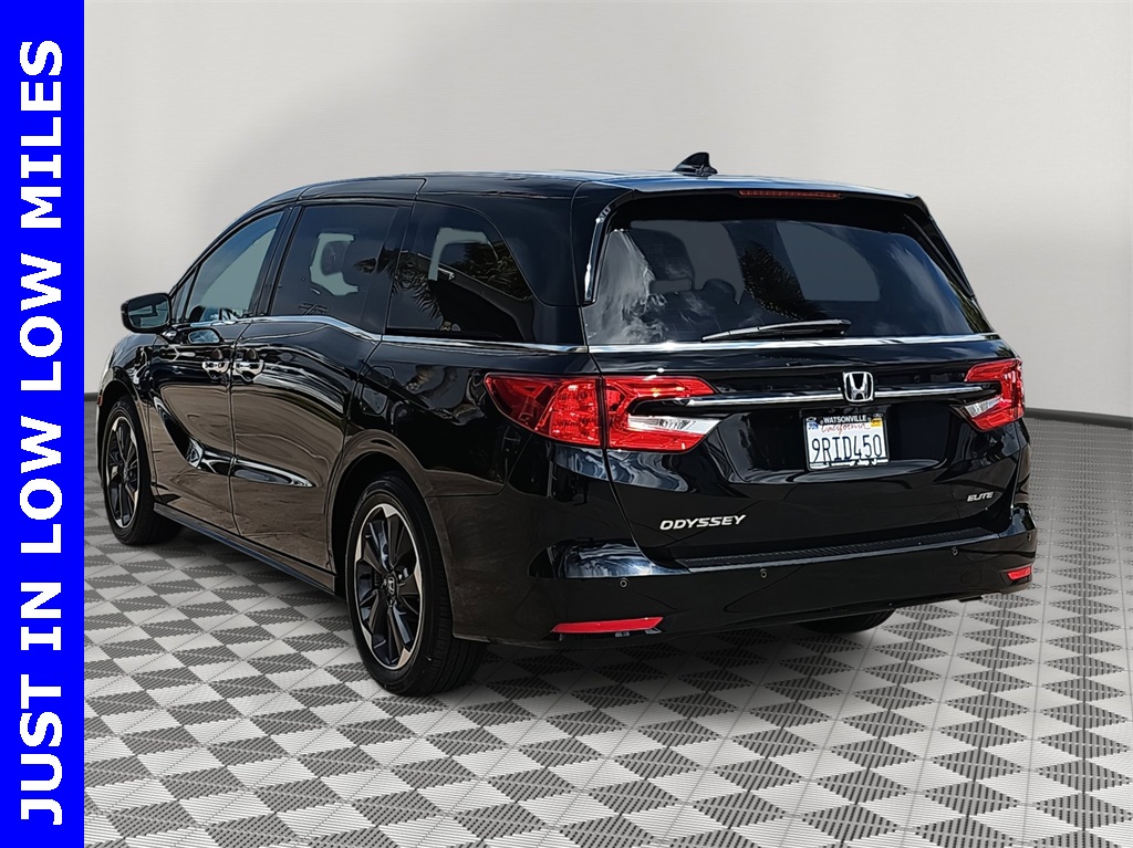 2023 Honda Odyssey Elite photo 4