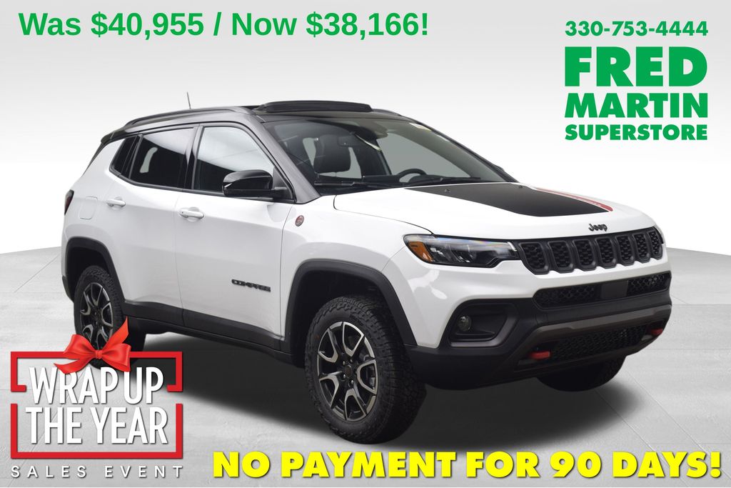 2026 Jeep Compass Trailhawk's photo