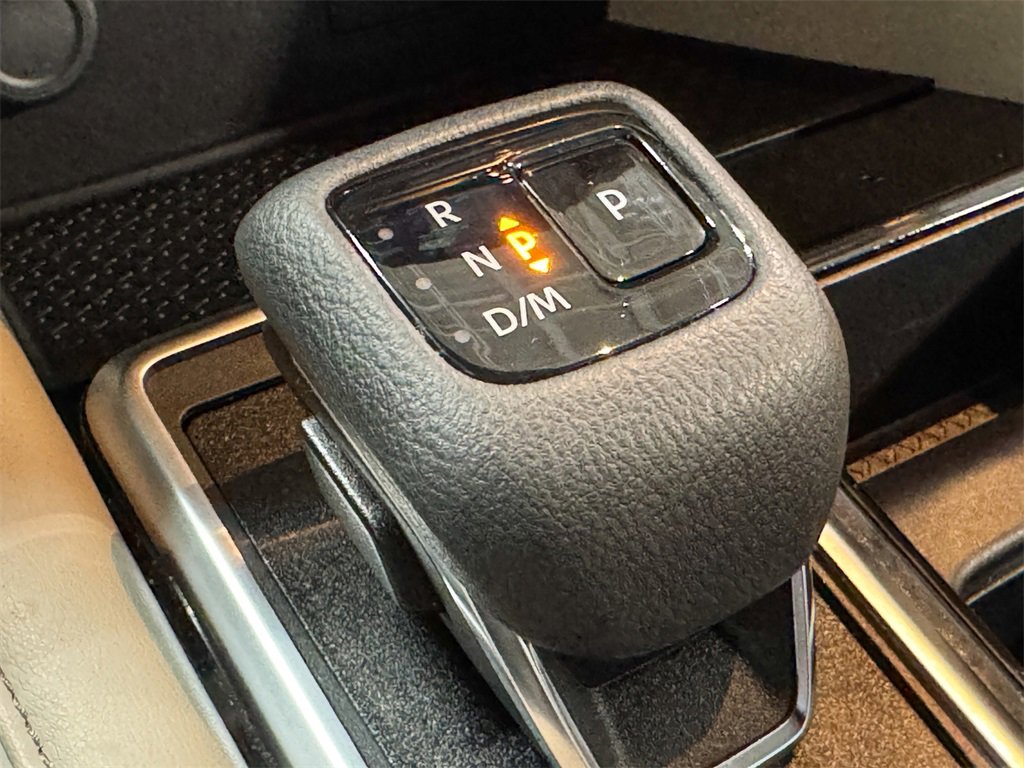 2022 Nissan Pathfinder SL photo 46