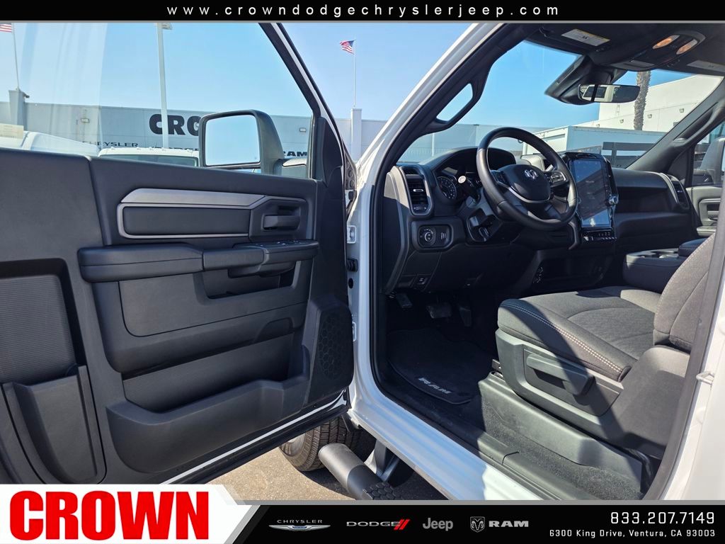 2025 Ram 2500 Tradesman photo 11