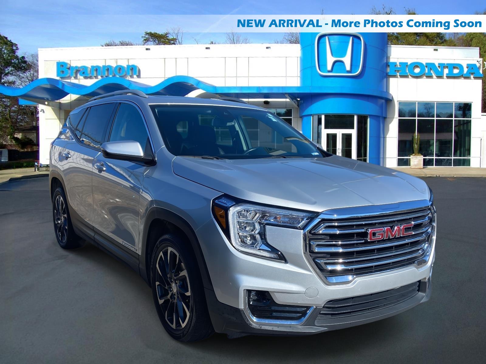 2022 GMC Terrain SLT's photo