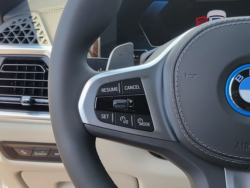 2026 Bmw X5 xDrive50e photo 33