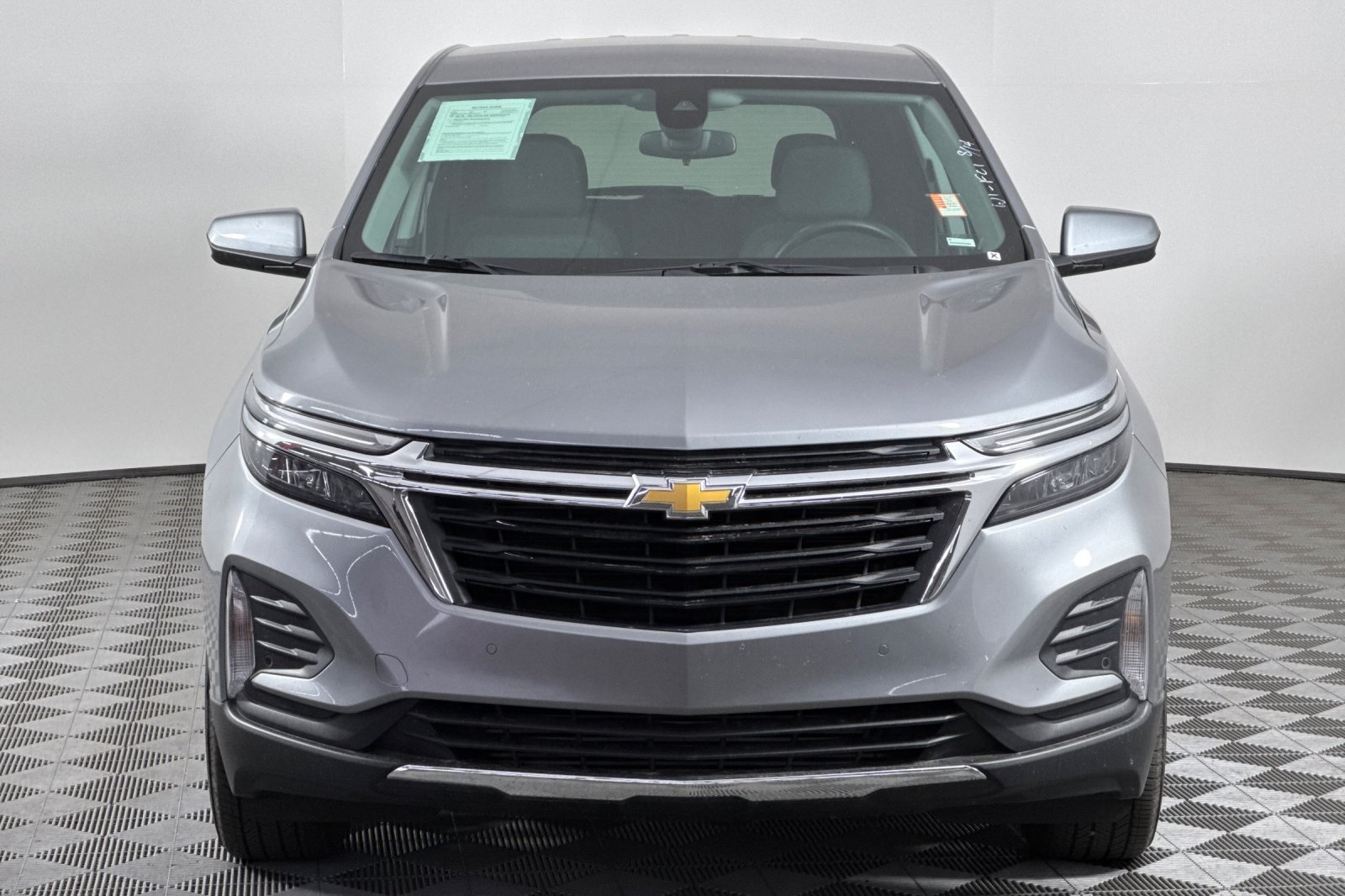 2024 Chevrolet Equinox LT photo 8