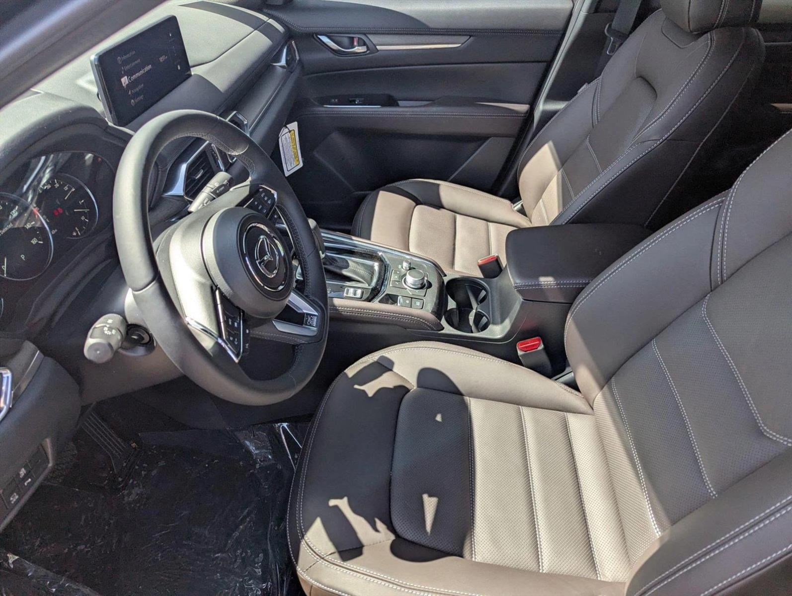 2025 Mazda CX-5 2.5 Turbo Signature photo 4