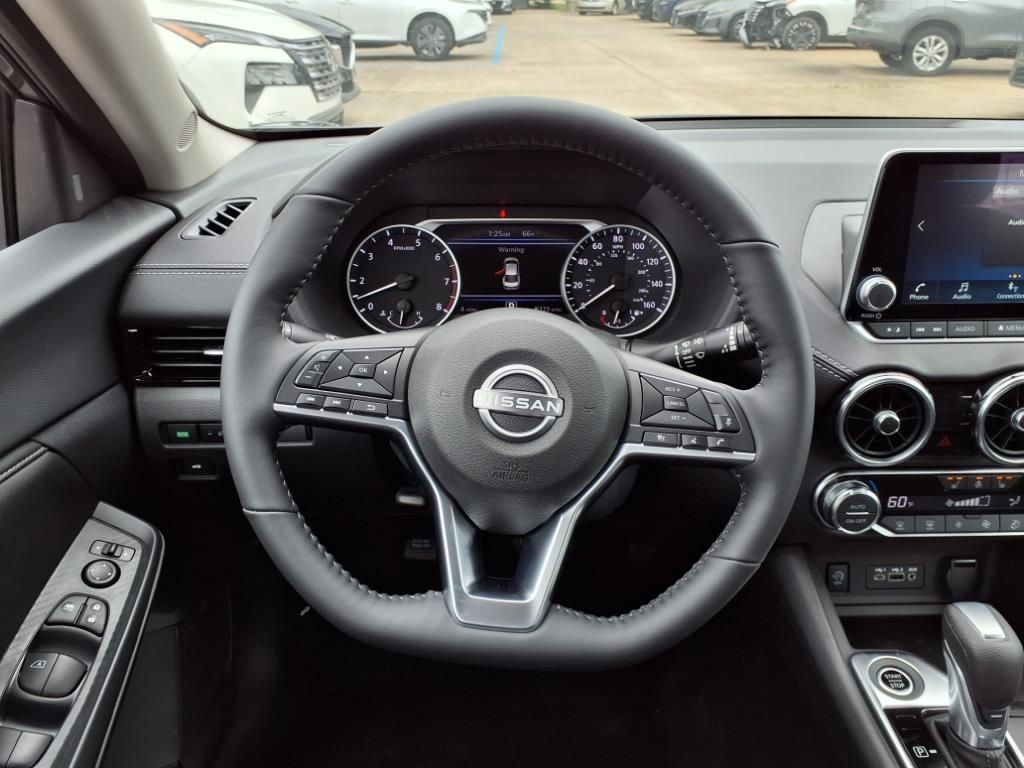2025 Nissan Sentra SV photo 7