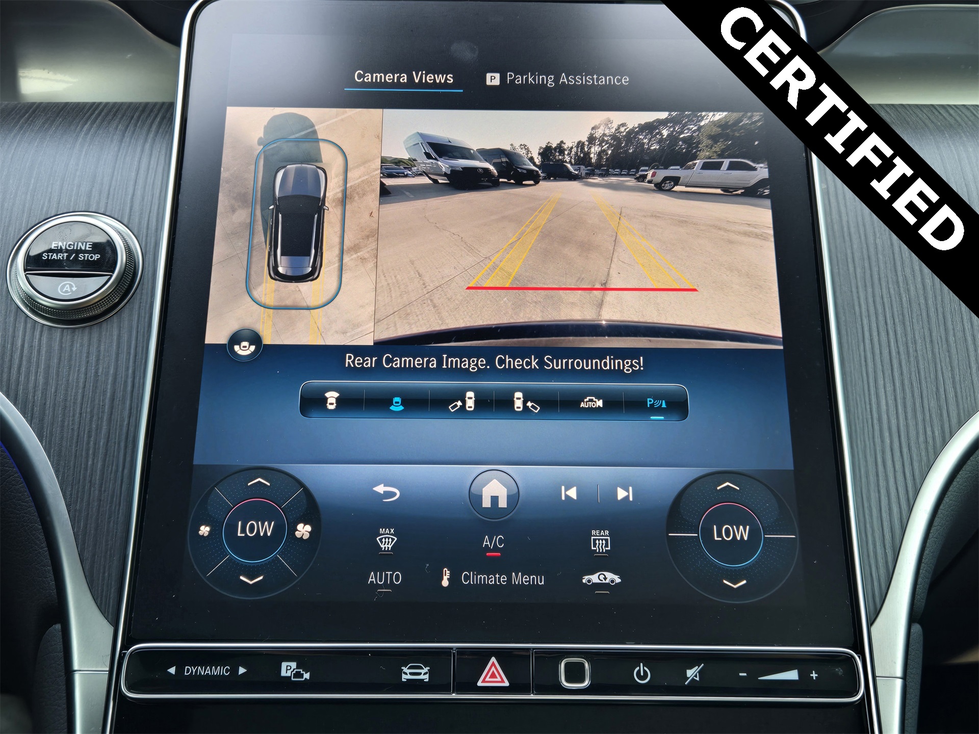 2025 Mercedes Benz GLC 300 photo 13