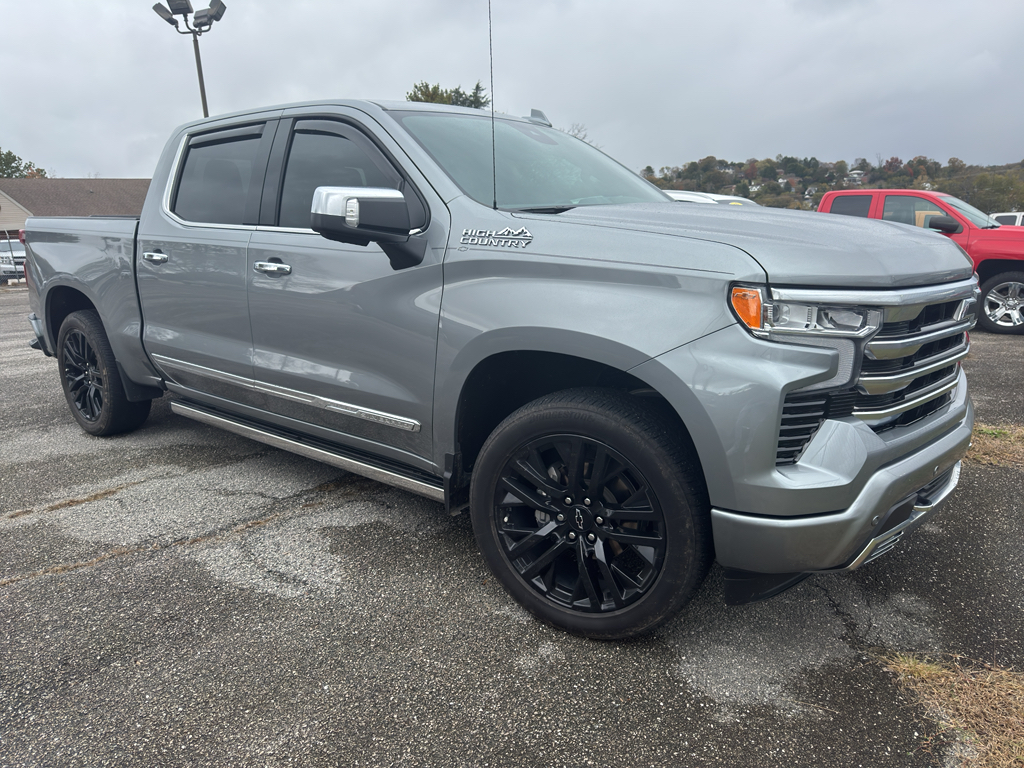 2024 Chevrolet Silverado 1500 High Country photo 2
