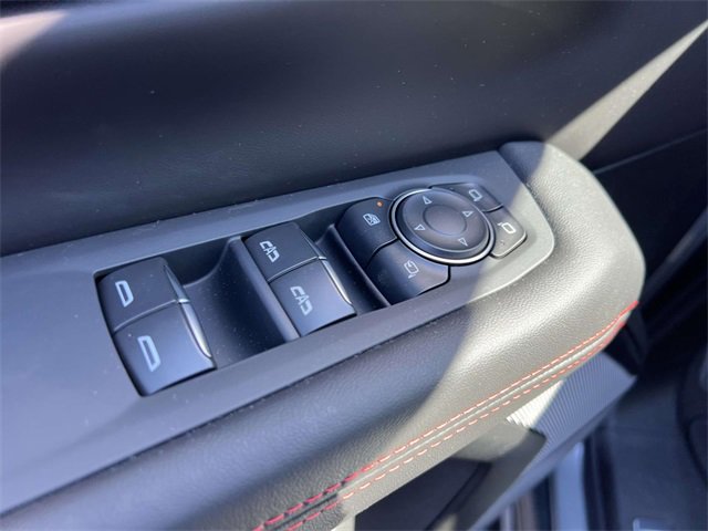 2025 Gmc Yukon AT4 Ultimate photo 14