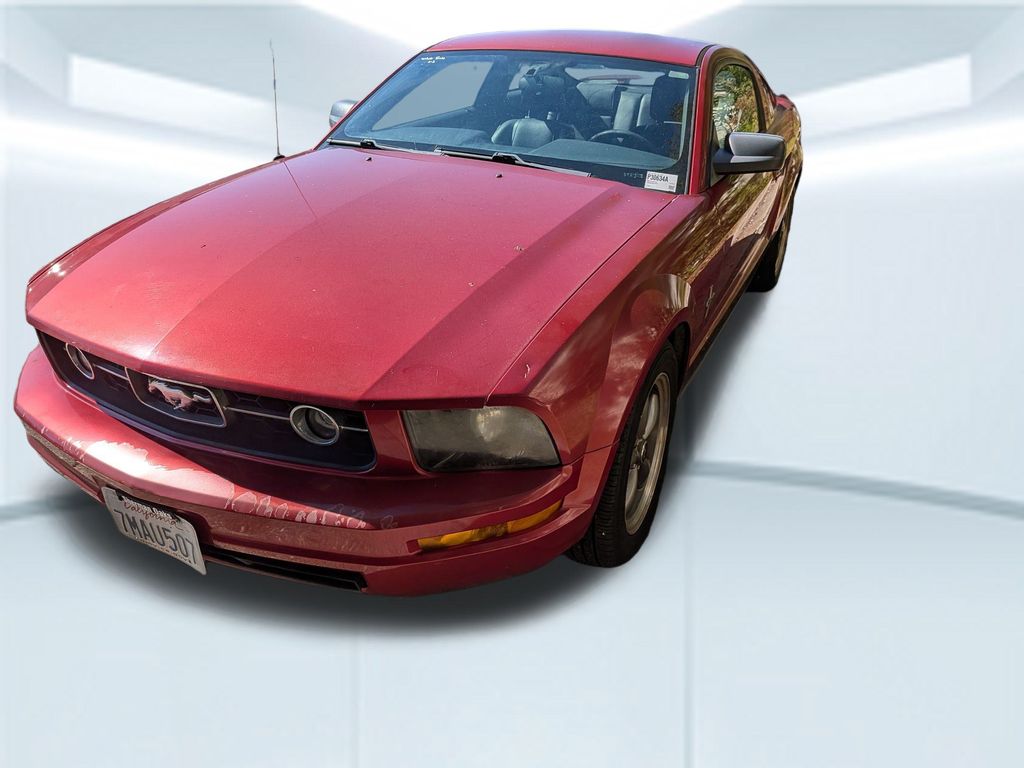 2006 Ford Mustang V6 photo 2