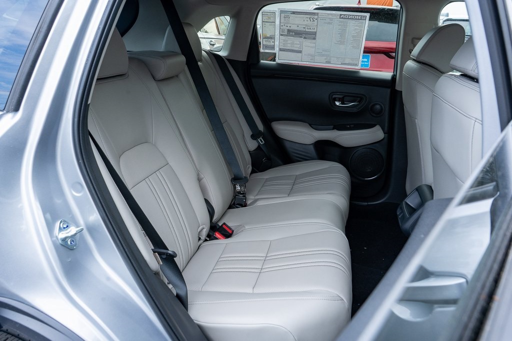 2026 Honda HR-V EX-L photo 14