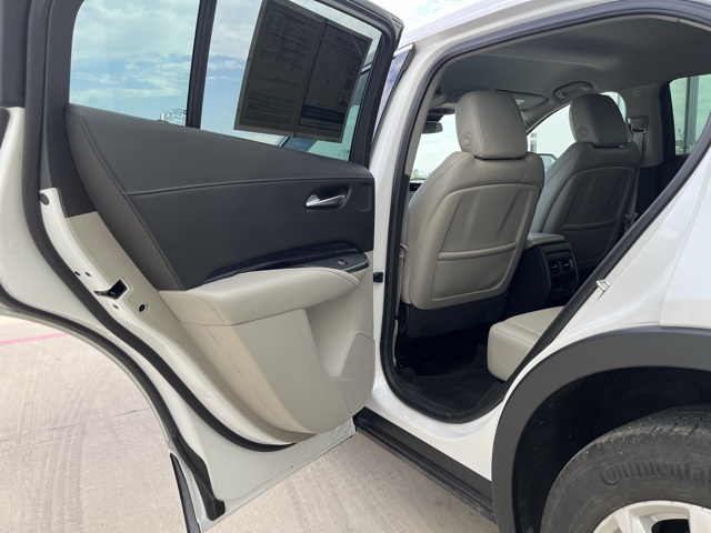 2023 Cadillac XT4 Luxury photo 24