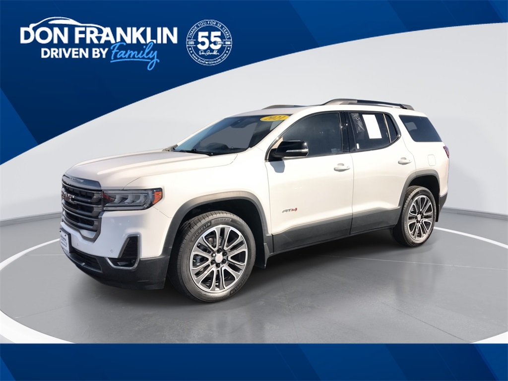 2021 GMC Acadia AT4's photo