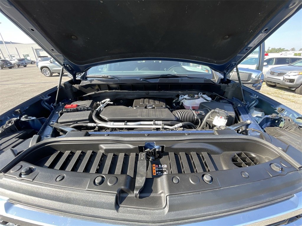 2024 Chevrolet Silverado 1500 LT photo 16