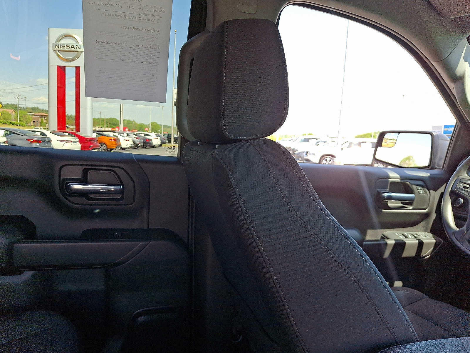 2023 Chevrolet Silverado 1500 Custom Trail Boss photo 13