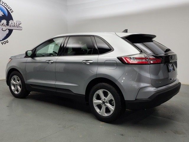 2024 Ford Edge SE photo 4
