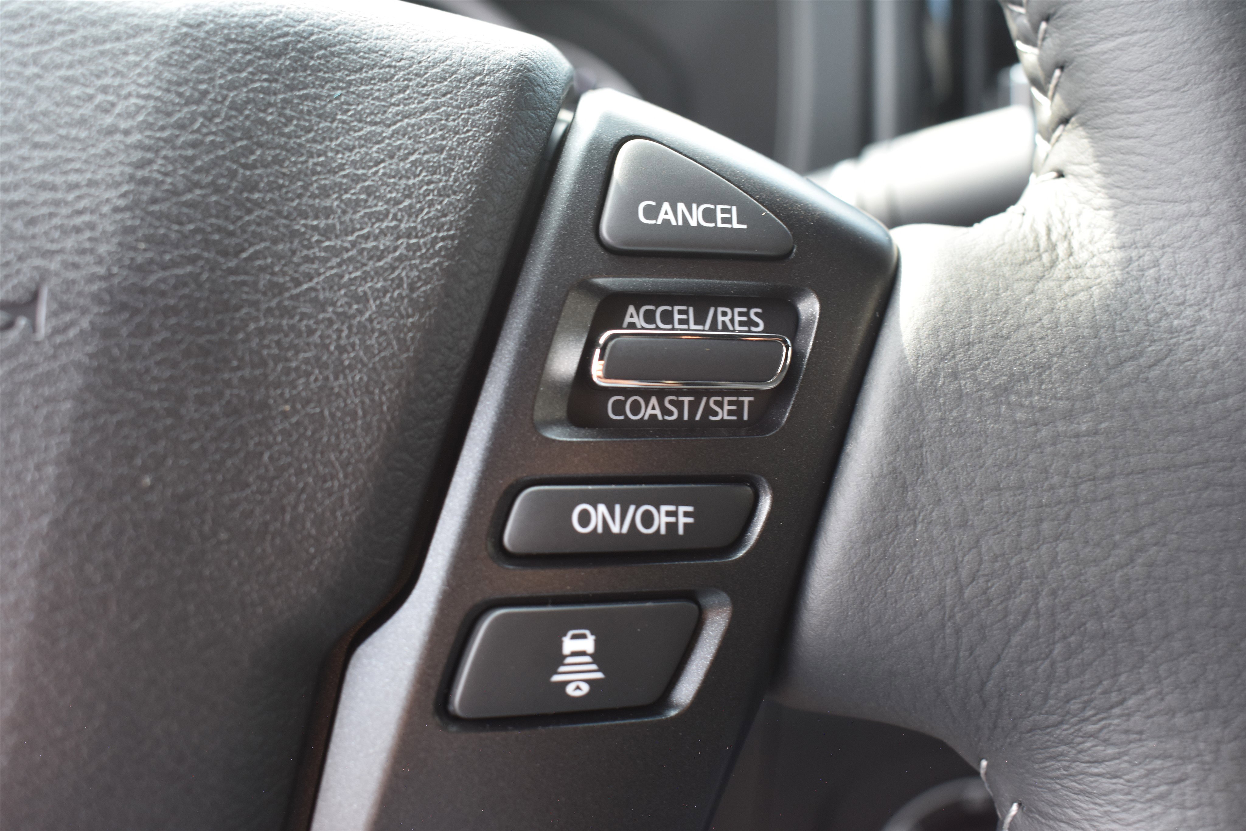 2026 Nissan Frontier SV photo 4