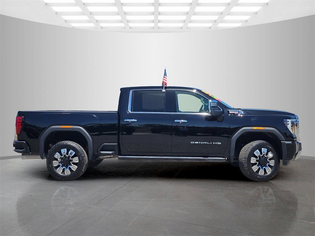 2025 Gmc Sierra 2500 HD Denali photo 4