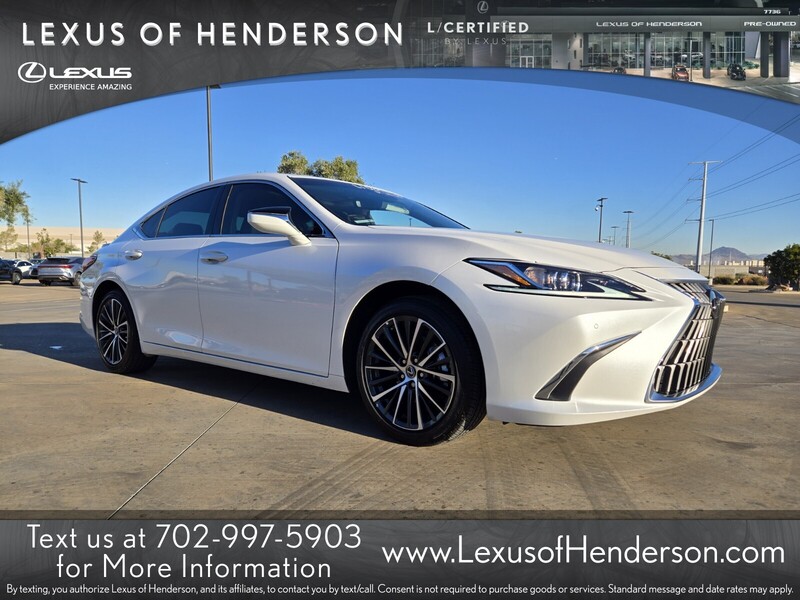 2025 Lexus ES Base's photo