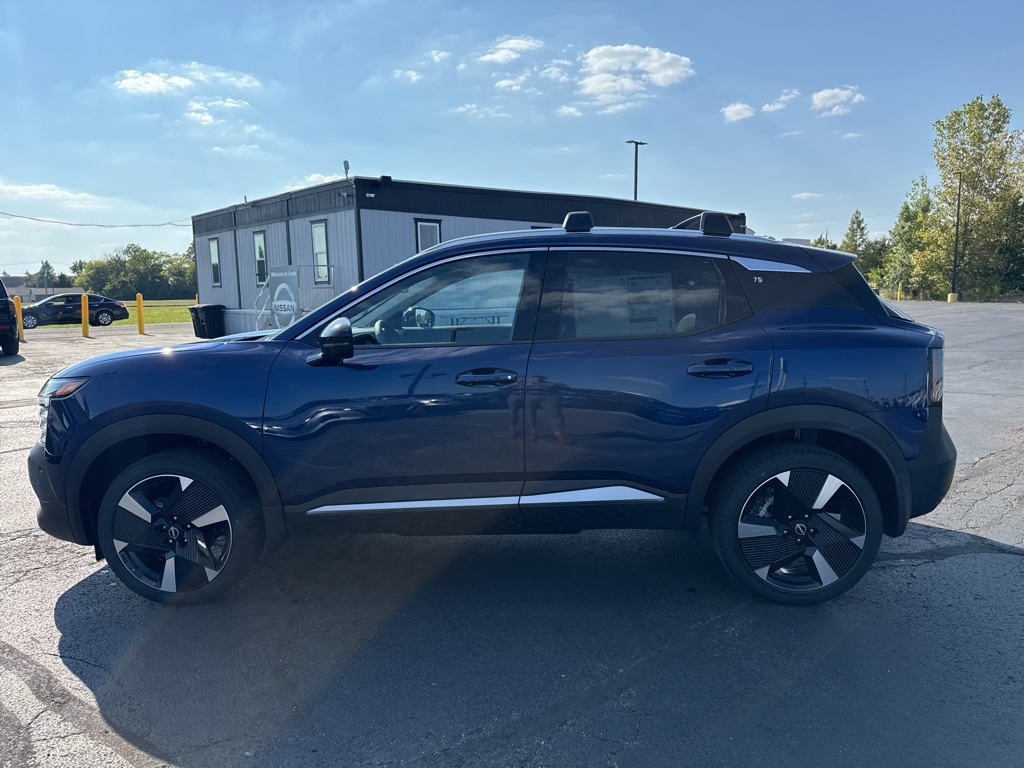 2026 Nissan Kicks SR photo 7