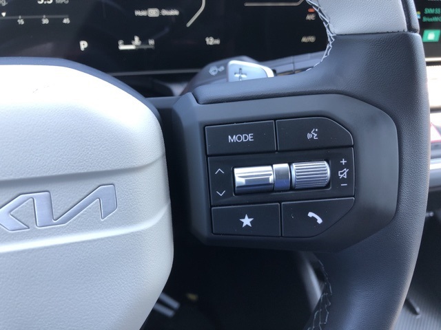 2025 Kia K4 GT-Line photo 15