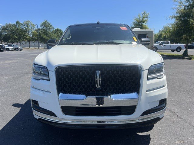2023 Lincoln Navigator L photo 8