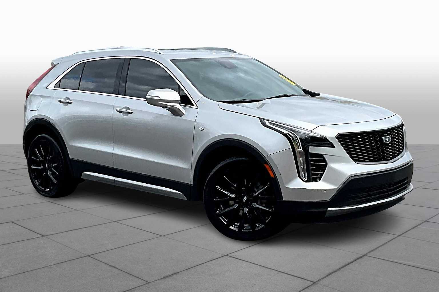 2021 Cadillac XT4 Premium Luxury photo 2