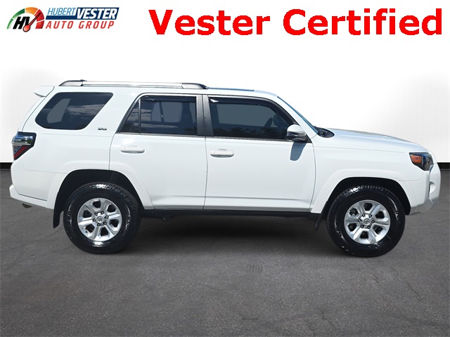 2024 Toyota 4Runner SR5 Premium photo 4