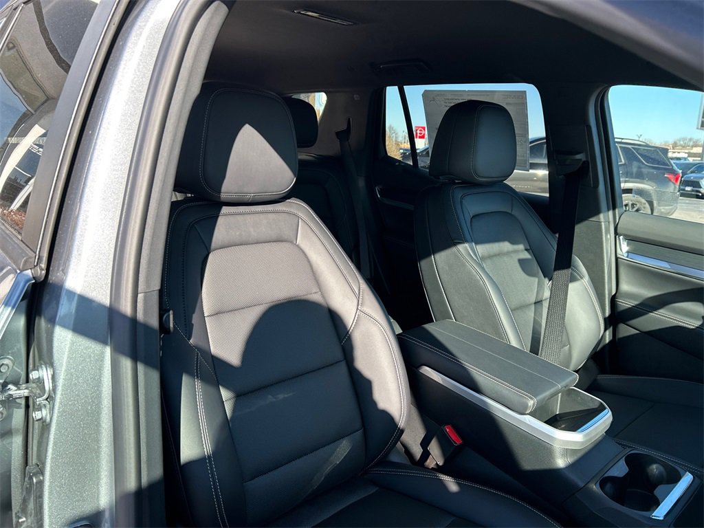 2026 GMC TERRAIN - Image 35