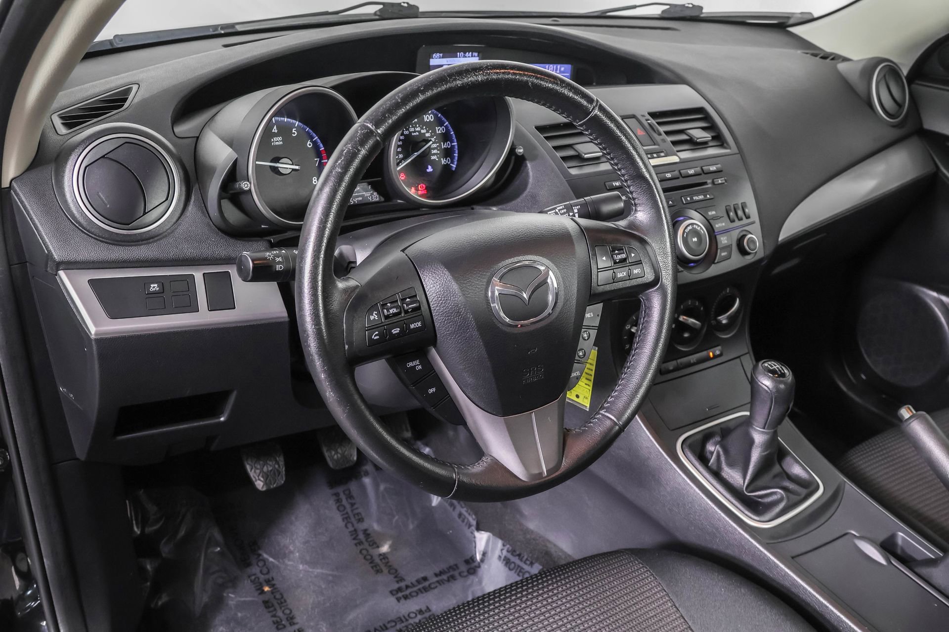 2012 Mazda Mazda3 Touring photo 3