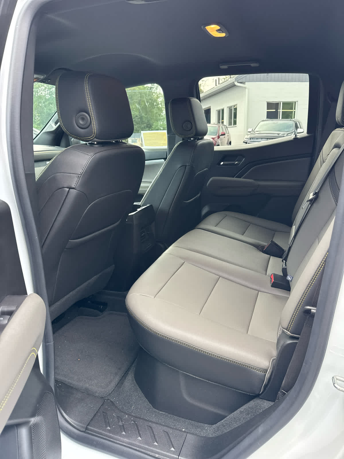 2023 Chevrolet Colorado ZR2 photo 11